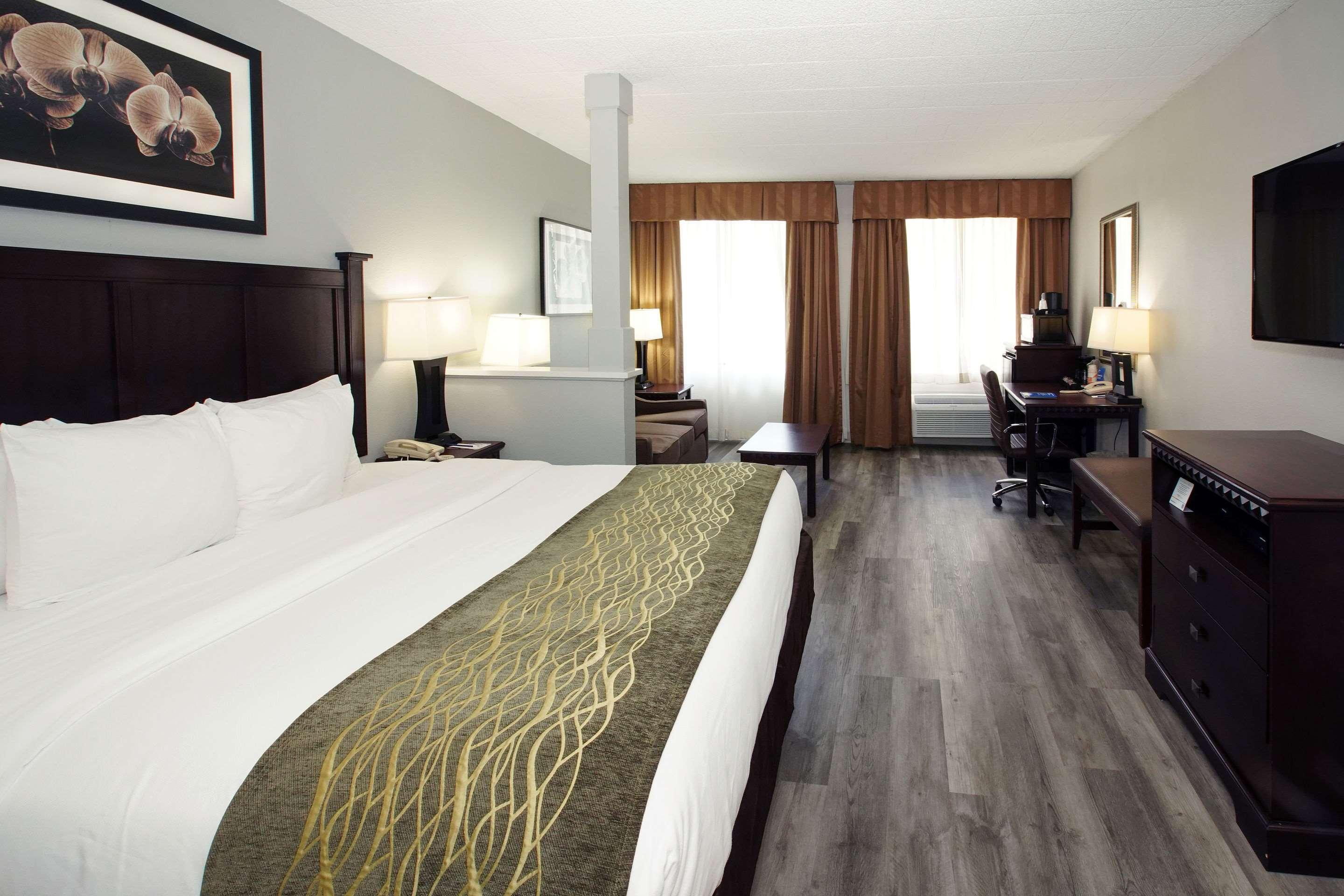 Best Western Paramus Hotel & Suites Exterior photo
