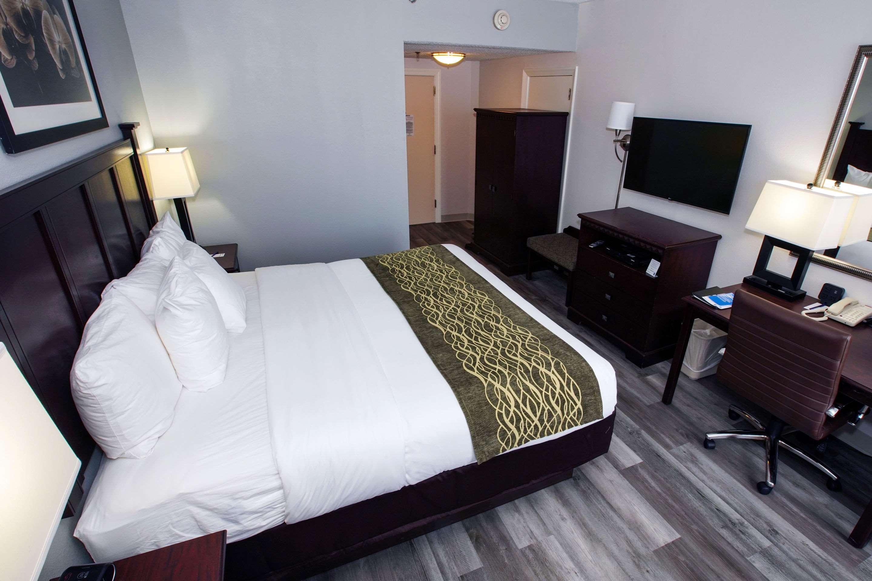 Best Western Paramus Hotel & Suites Exterior photo